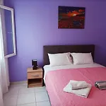 Oino Apartment